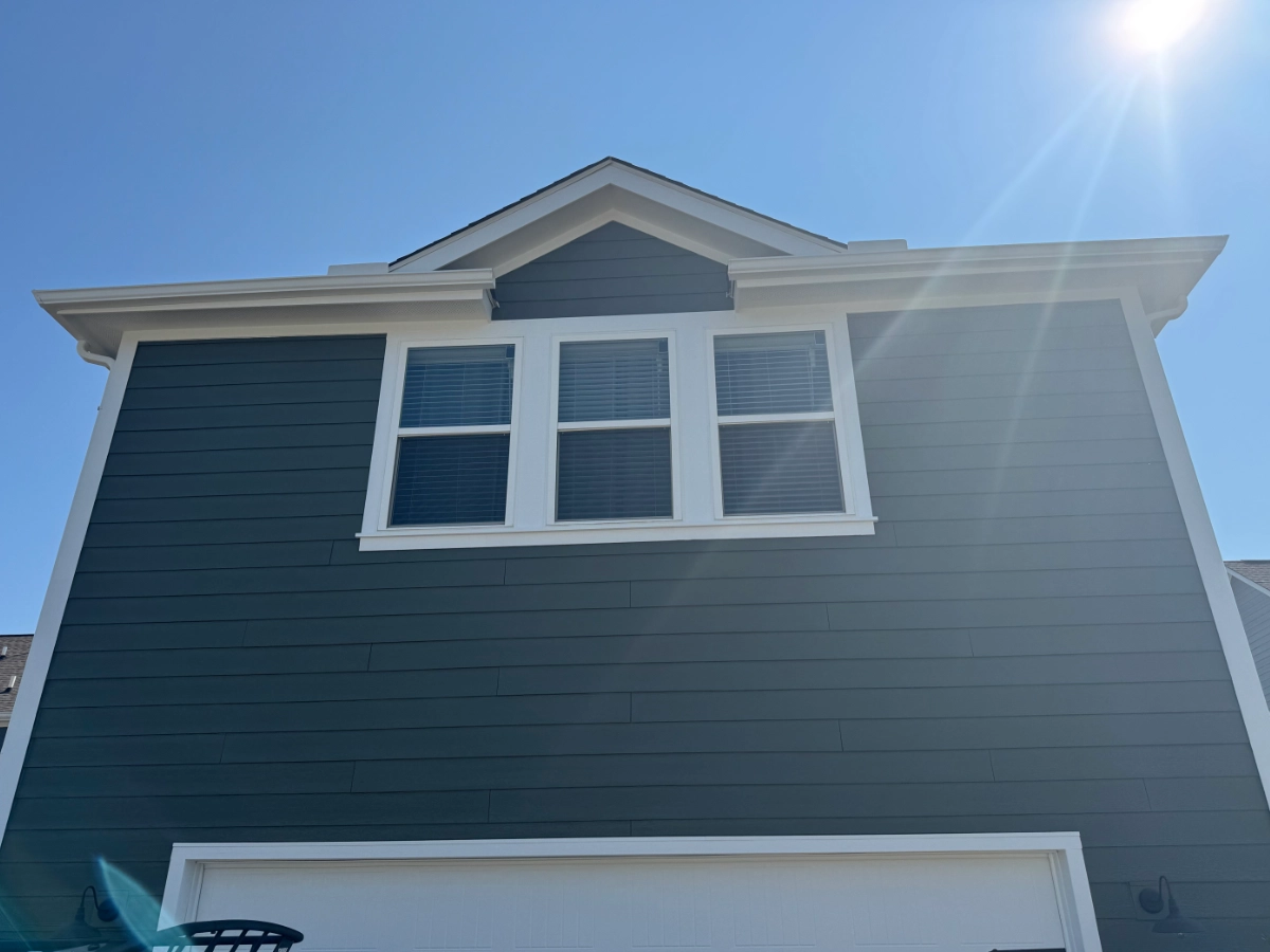 House exterior in dark gray color in Brentwood